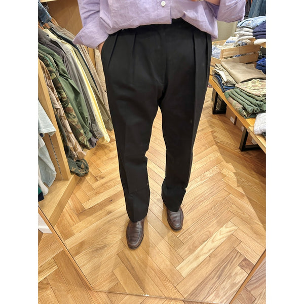 Berwich "Lucano" 2 pleated front "Brisbane Moss" Cotton Trousers Made in Italy