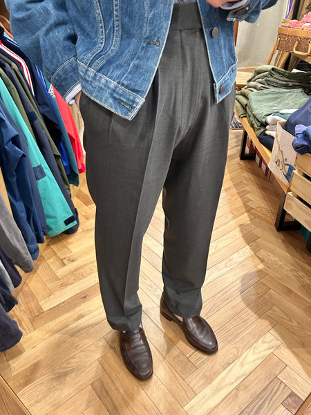 Berwich "Ardbeg" 2 pleated front Technical Wool Trousers Made in Italy