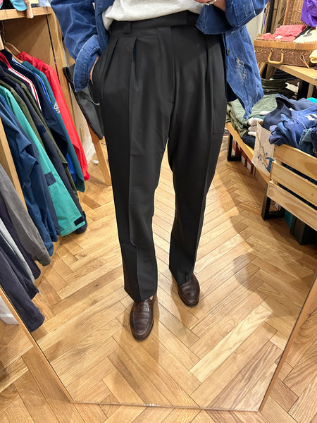 Berwich "Lucano" 2 pleated front Technical Wool Trousers Made in Italy