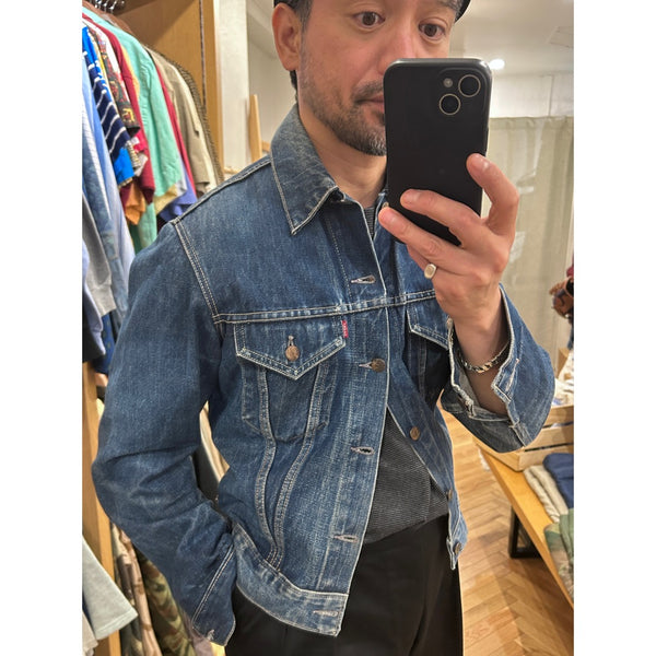 60s Vintage LEVI's 557 3rd Denim Jacket size 38