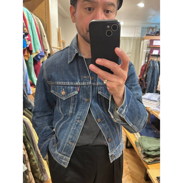 60s Vintage LEVI's 557 3rd Denim Jacket size 38
